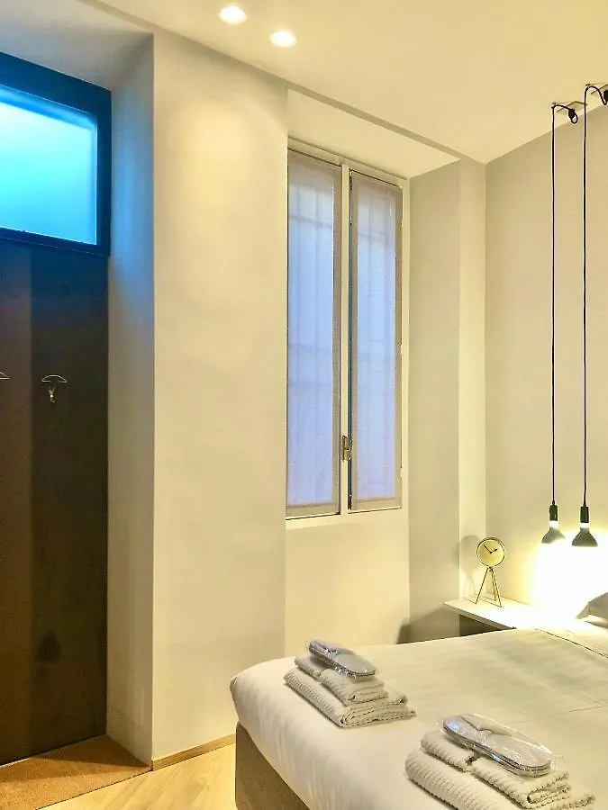 Fifty Eight Suite Milan Cerva Daire