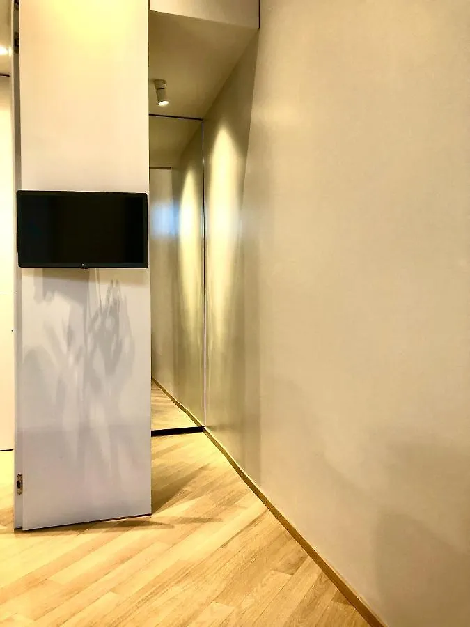 Fifty Eight Suite Milan Cerva Apartment